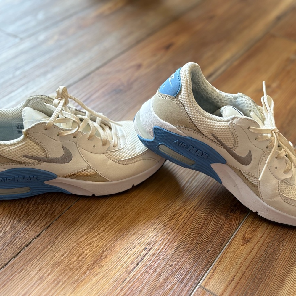 Nike Air Max white and Light Blue Shoes